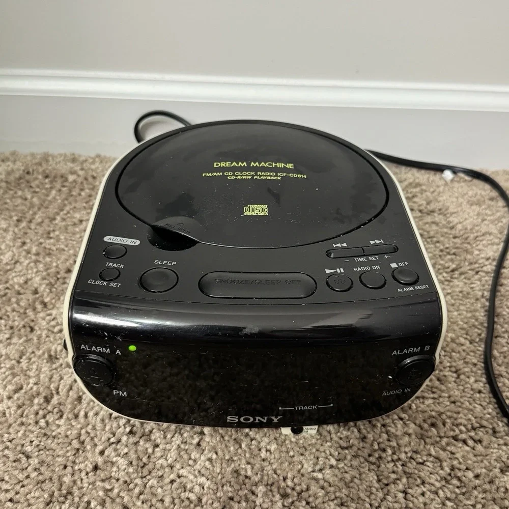 Sony Dream Machine ICF-CD814 FM AM CD Clock Radio Alarm Clock Black Silver Works